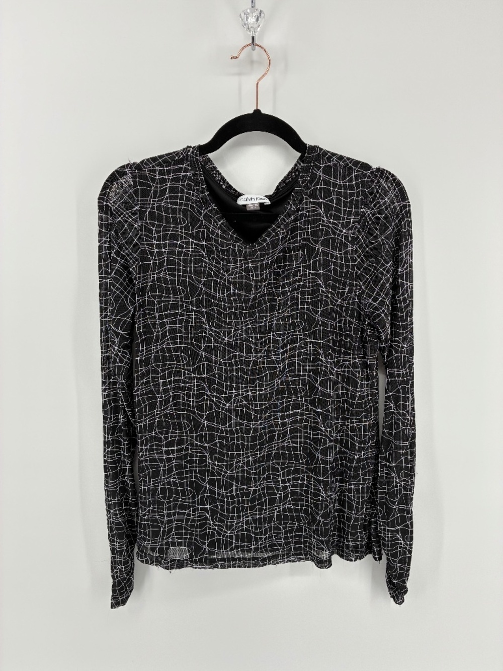 MASSIVE $10 SALE Calvin Klein Black and White Fitted Blouse